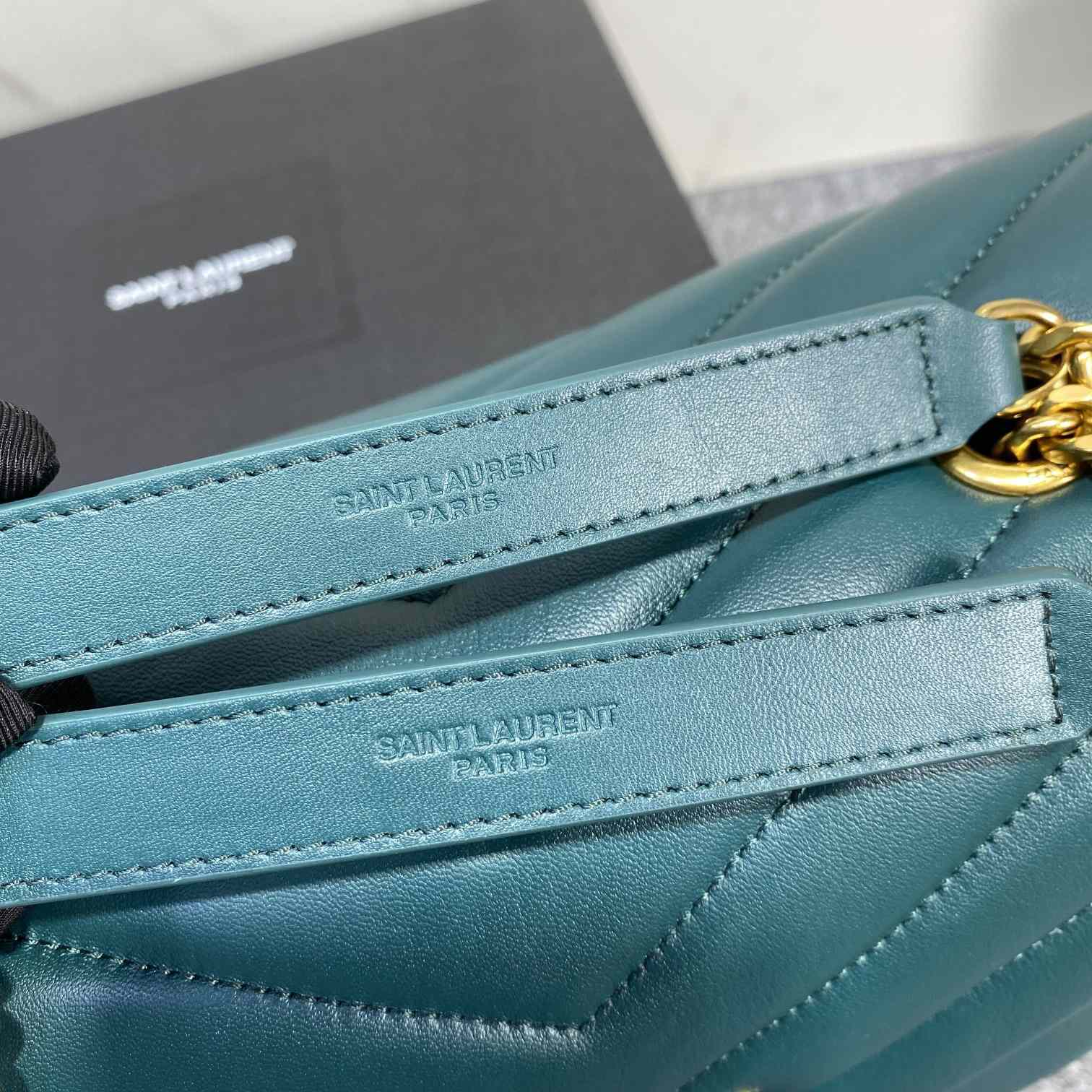 Saint Laurent Loulou Medium Chain Shoulder Bag - DopestKickz