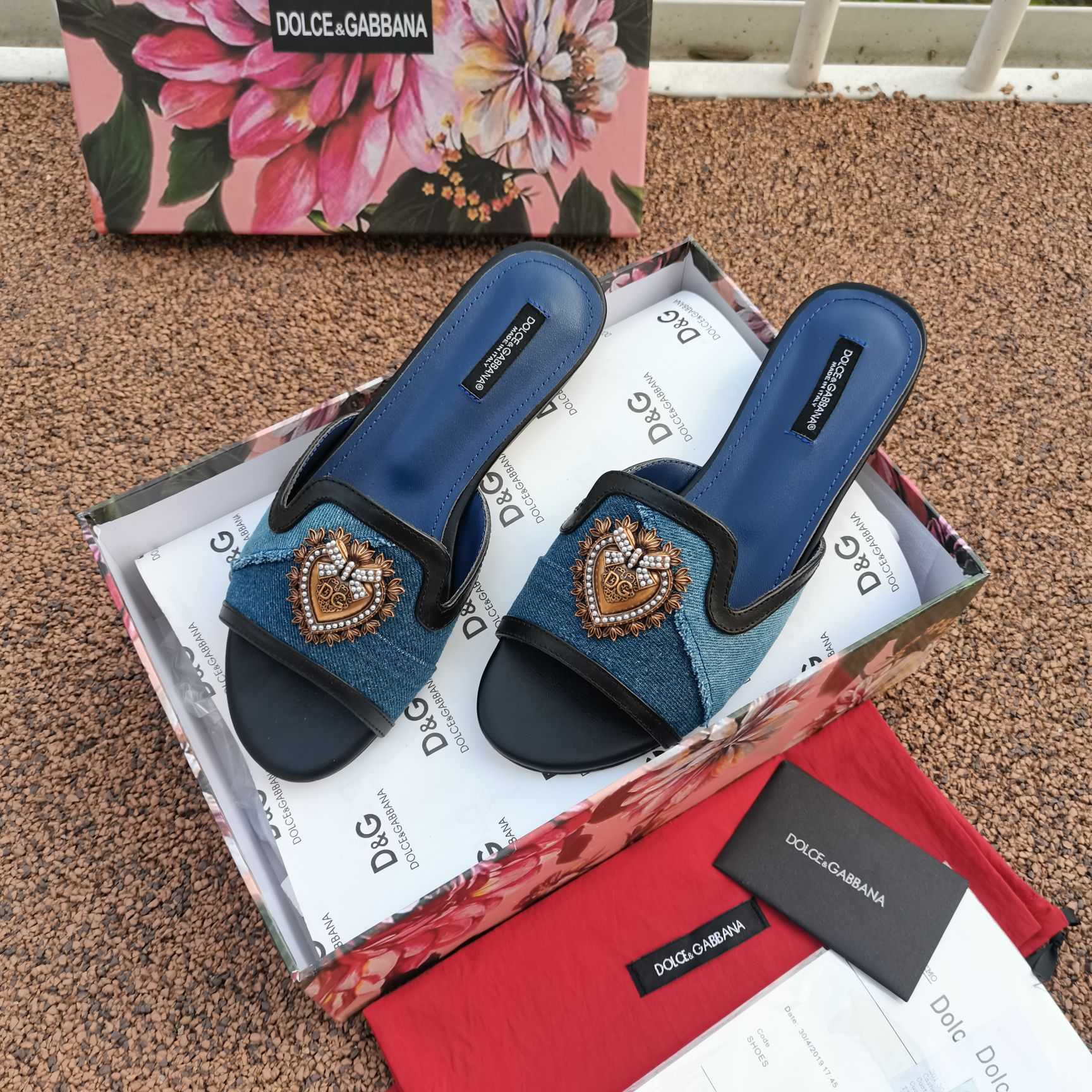 Dolce & Gabbana Slip-on Flat Sandals - DopestKickz