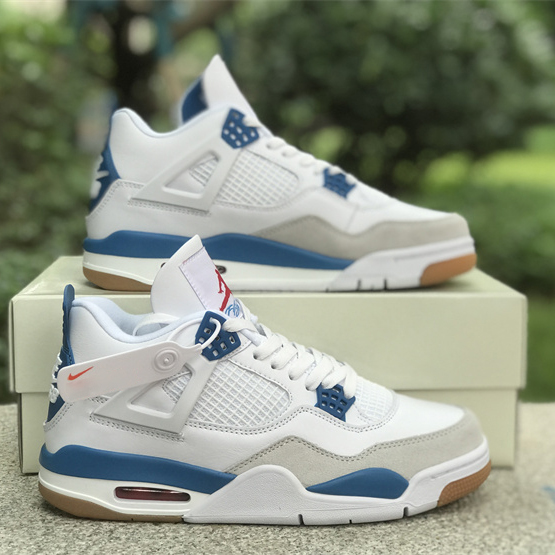 Nike SB x Air Jordan 4 Sneaker      DR5415-104  - DopestKickz