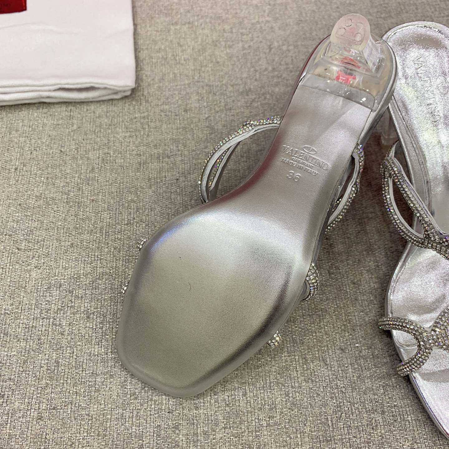 Valenti Garavani Chain 1967 Slide Sandal With Crystals  80mm - DopestKickz