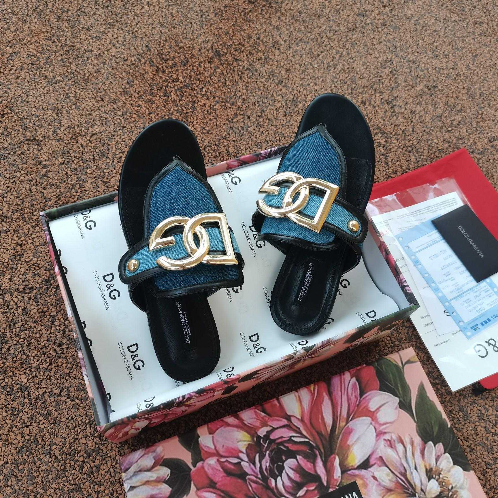 Dolce & Gabbana Sandals - DopestKickz