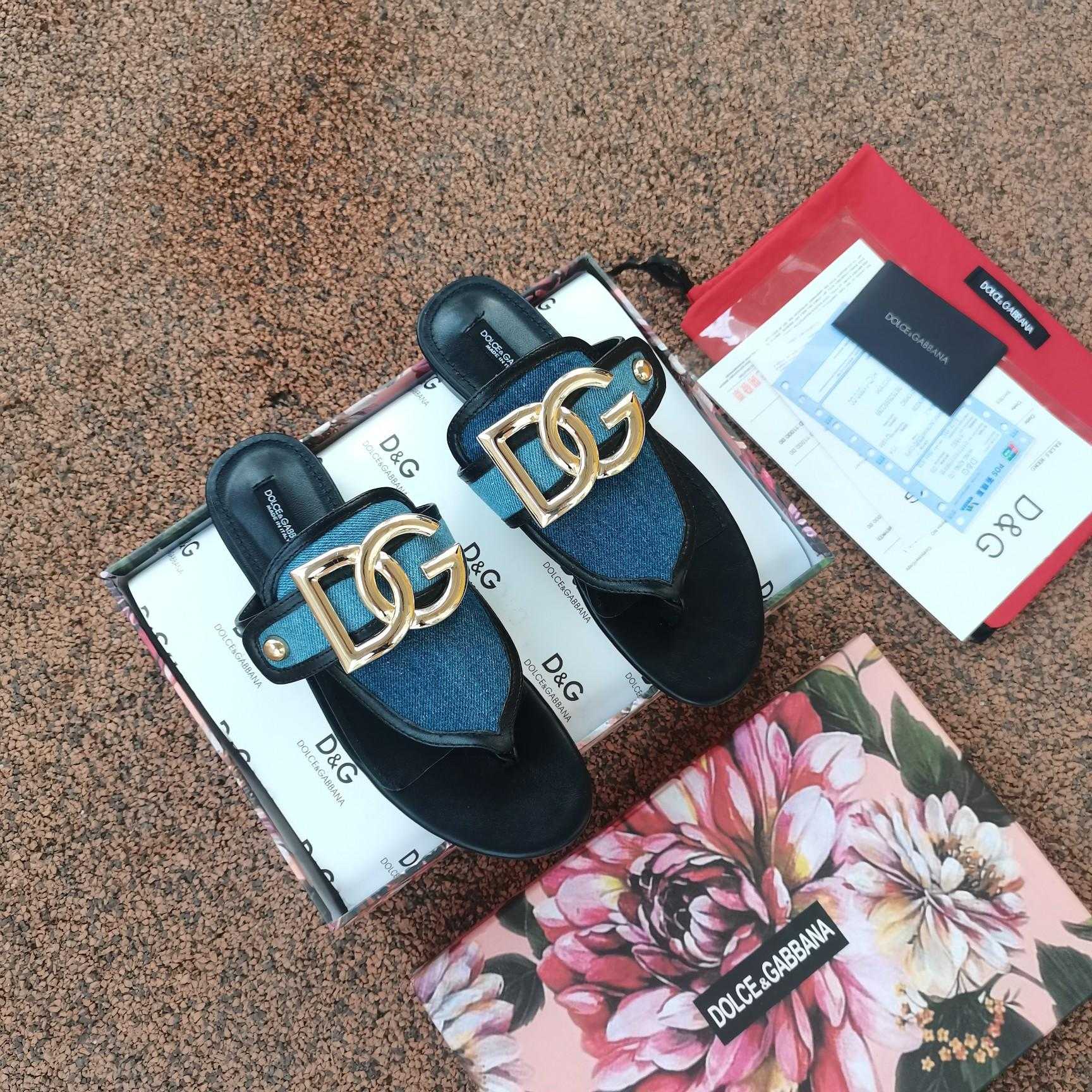 Dolce & Gabbana Sandals - DopestKickz