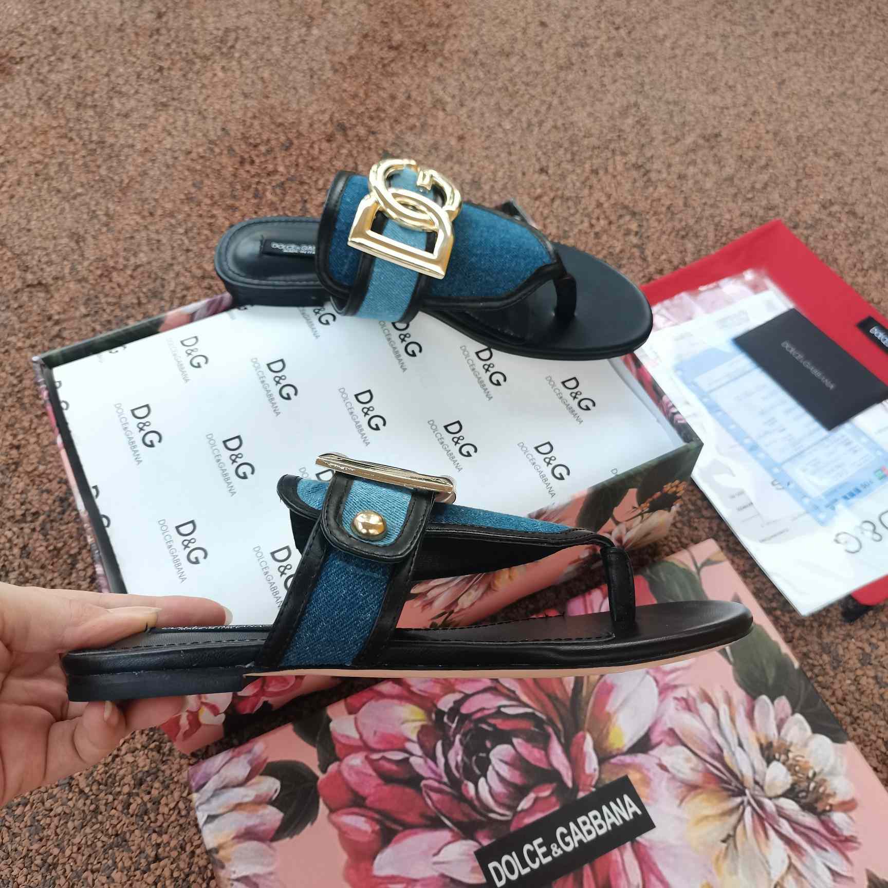 Dolce & Gabbana Sandals - DopestKickz