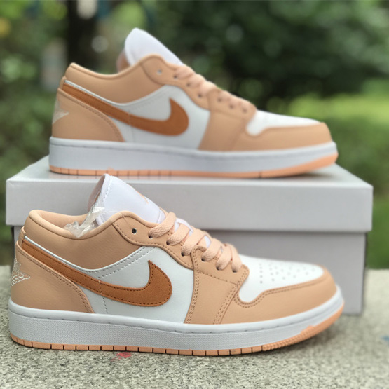 Air Jordan 1 Low Sneaker    DC0774-801 - DopestKickz