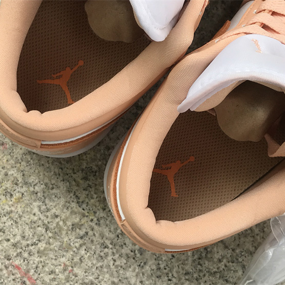 Air Jordan 1 Low Sneaker    DC0774-801 - DopestKickz