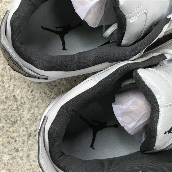 Air Jordan 23 Sneaker   AR1002-002  - DopestKickz