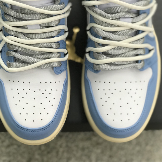 Air Jordan 1 Low Sneaker   553558-053 - DopestKickz