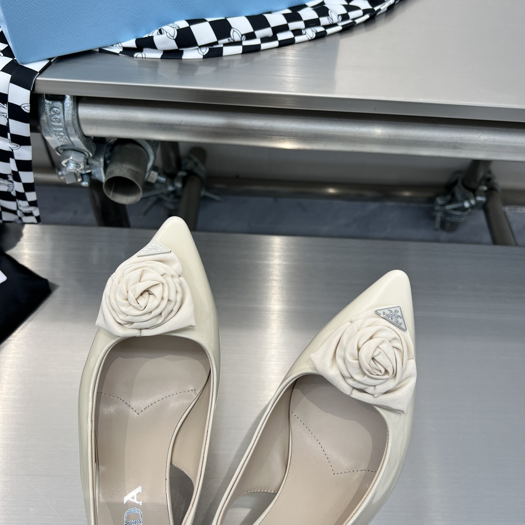 Prada 55mm Flower-appliqué Slingback Pumps - DopestKickz