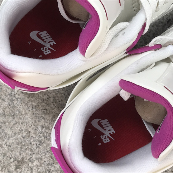 Nike SB x Air Jordan 4 Sneaker     DR5415-105 - DopestKickz