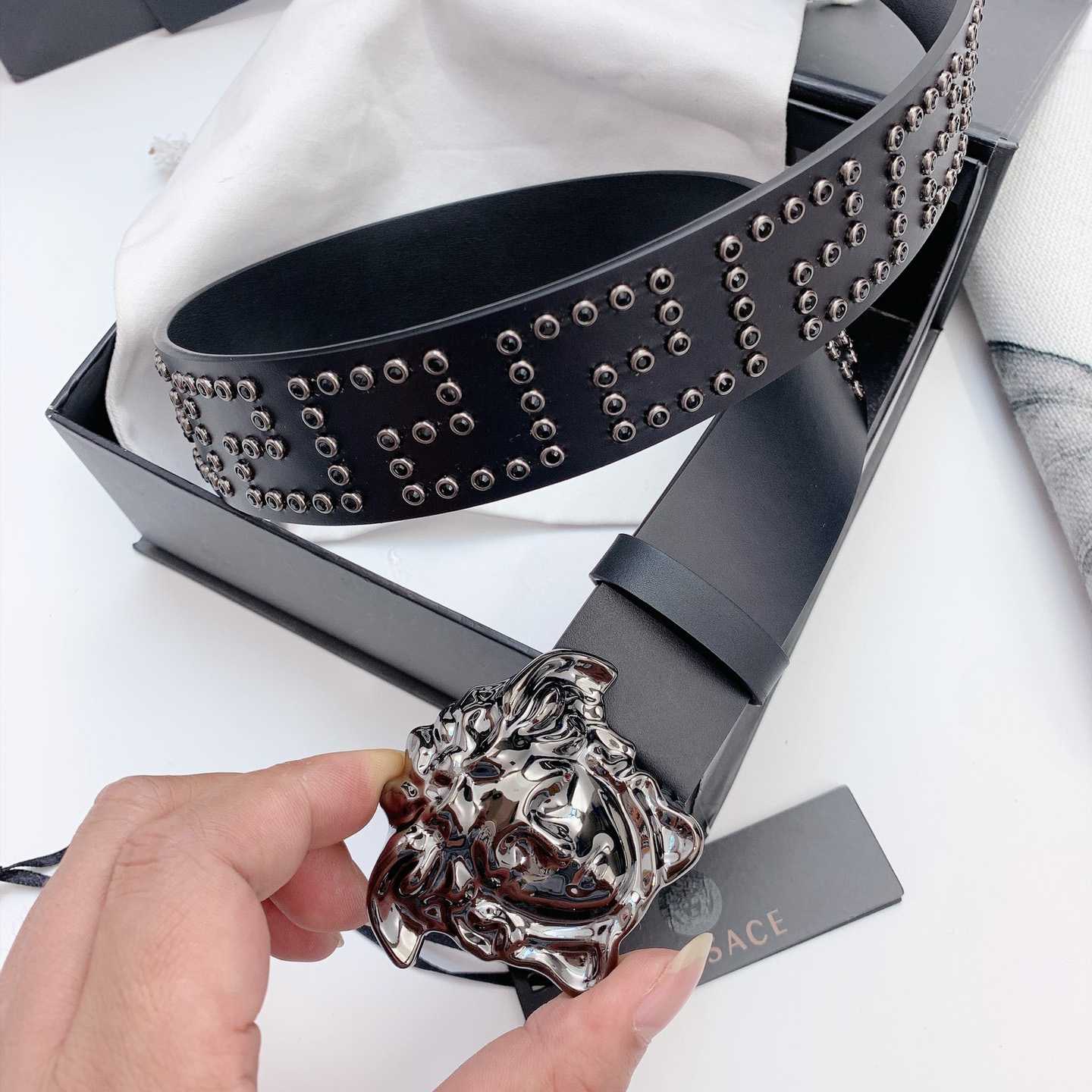 Versace Medusa Leathre Belt    40mm - DopestKickz
