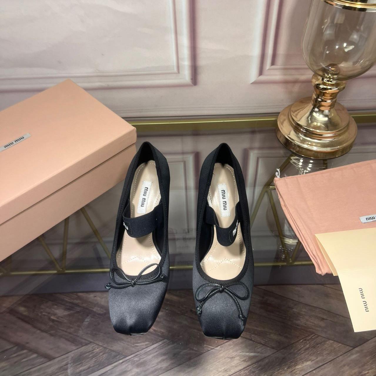 Miu Miu Satin Pumps - DopestKickz