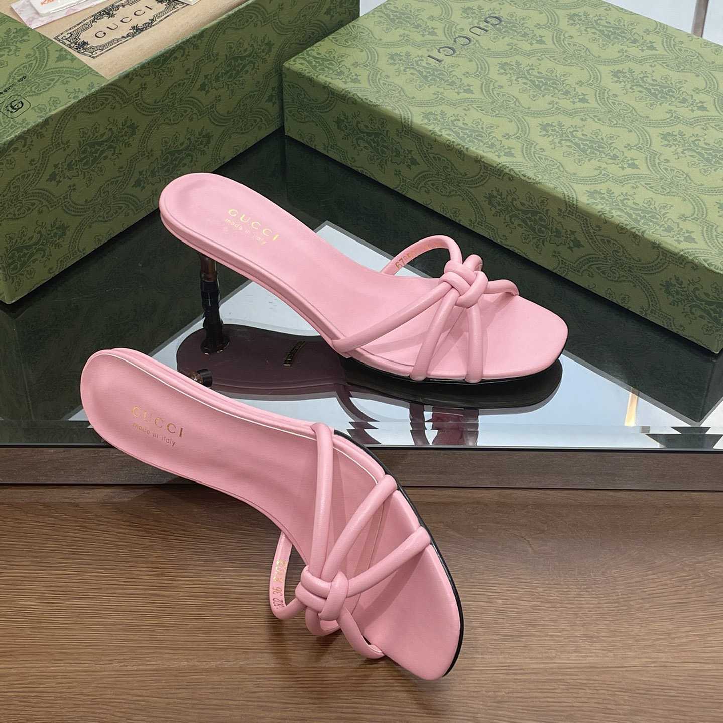 Gucci Women's Slide Sandal With Bamboo  - DopestKickz