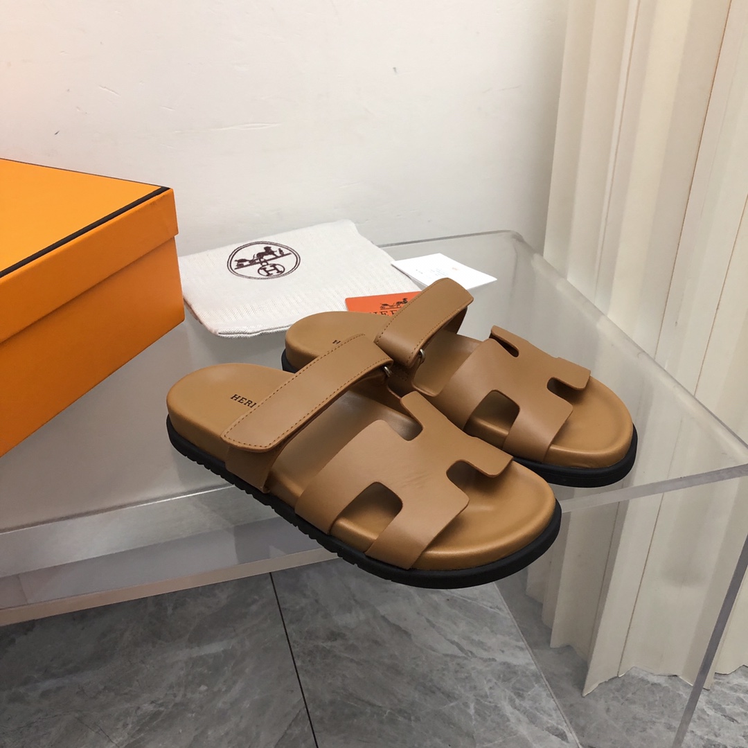 Hermes Authenticated Chypre Sandal Leather - DopestKickz