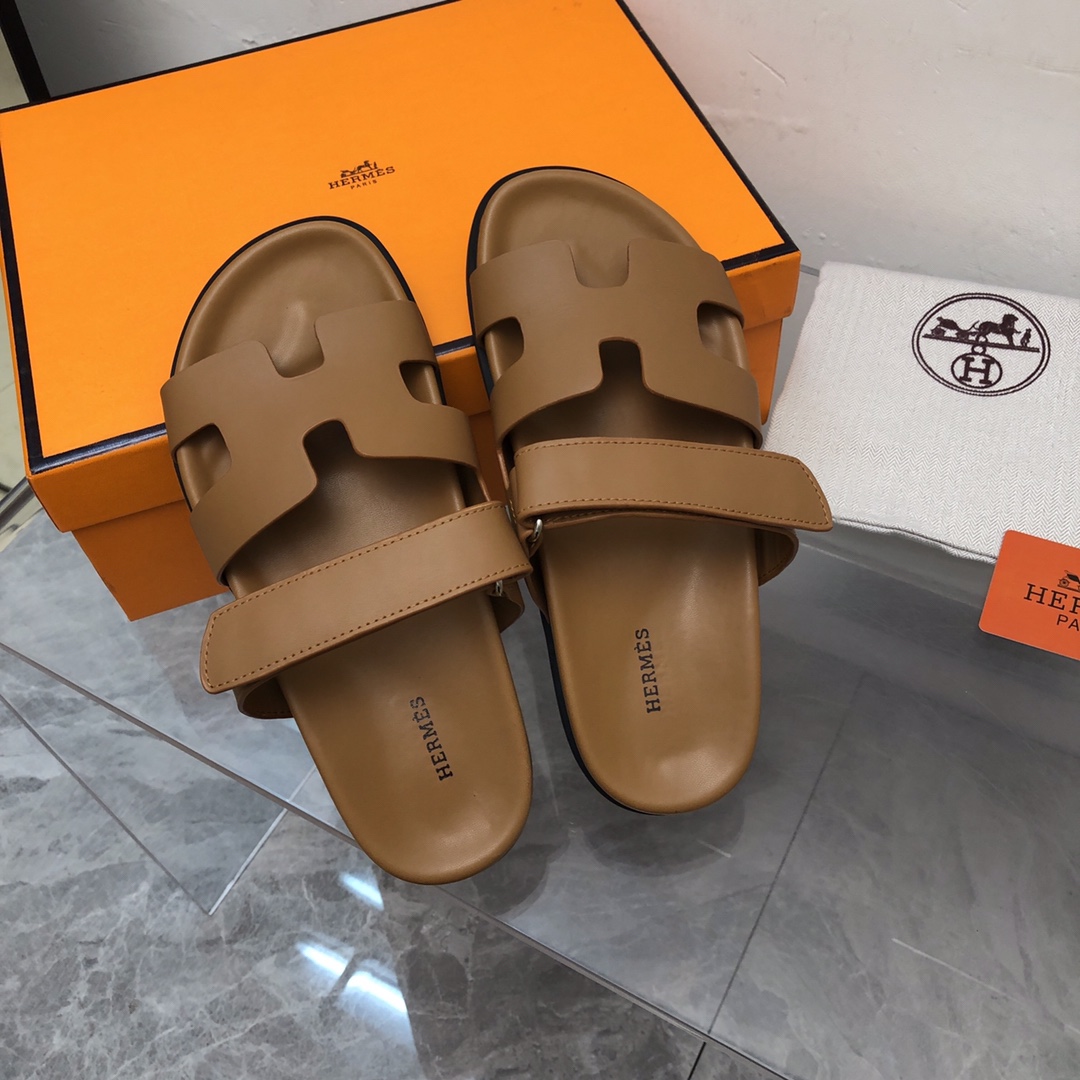 Hermes Authenticated Chypre Sandal Leather - DopestKickz