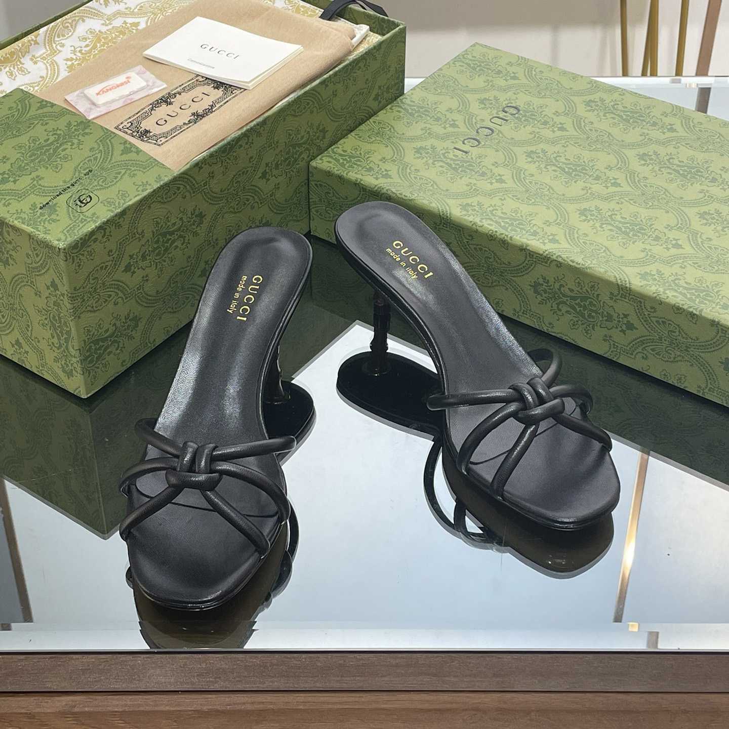 Gucci Women's Slide Sandal With Bamboo  - DopestKickz