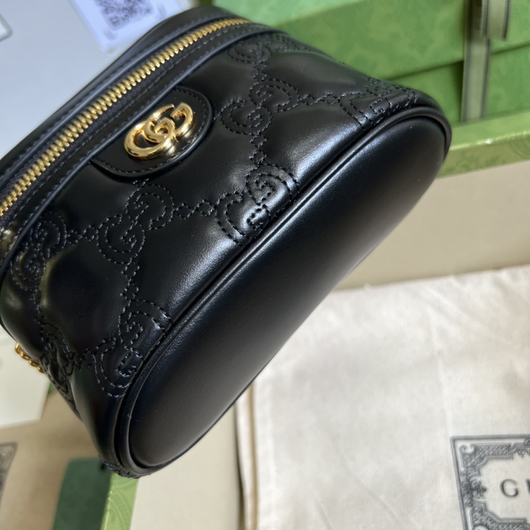Gucci GG Matelassé Top Handle Mini Bag(16-10.5-5cm) - DopestKickz