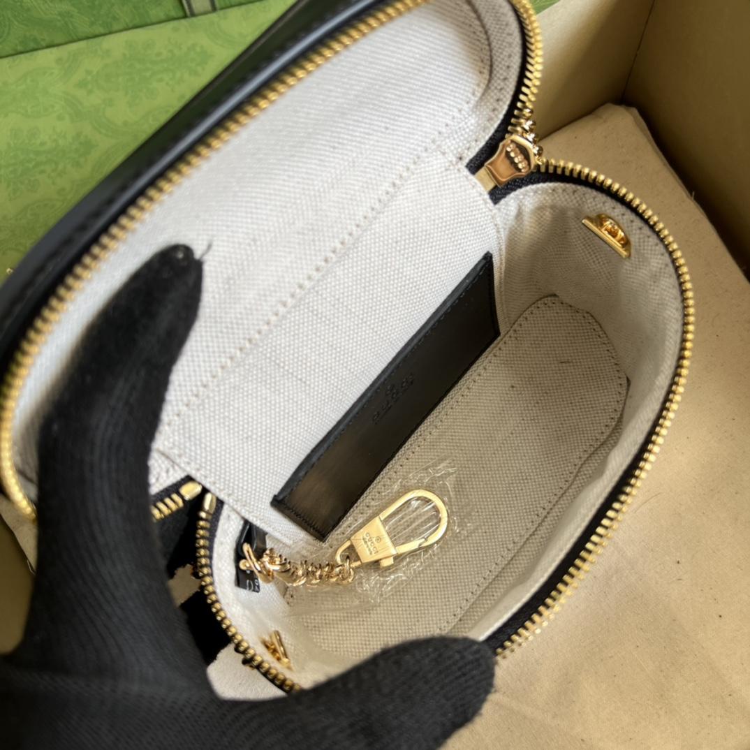 Gucci GG Matelassé Top Handle Mini Bag(16-10.5-5cm) - DopestKickz