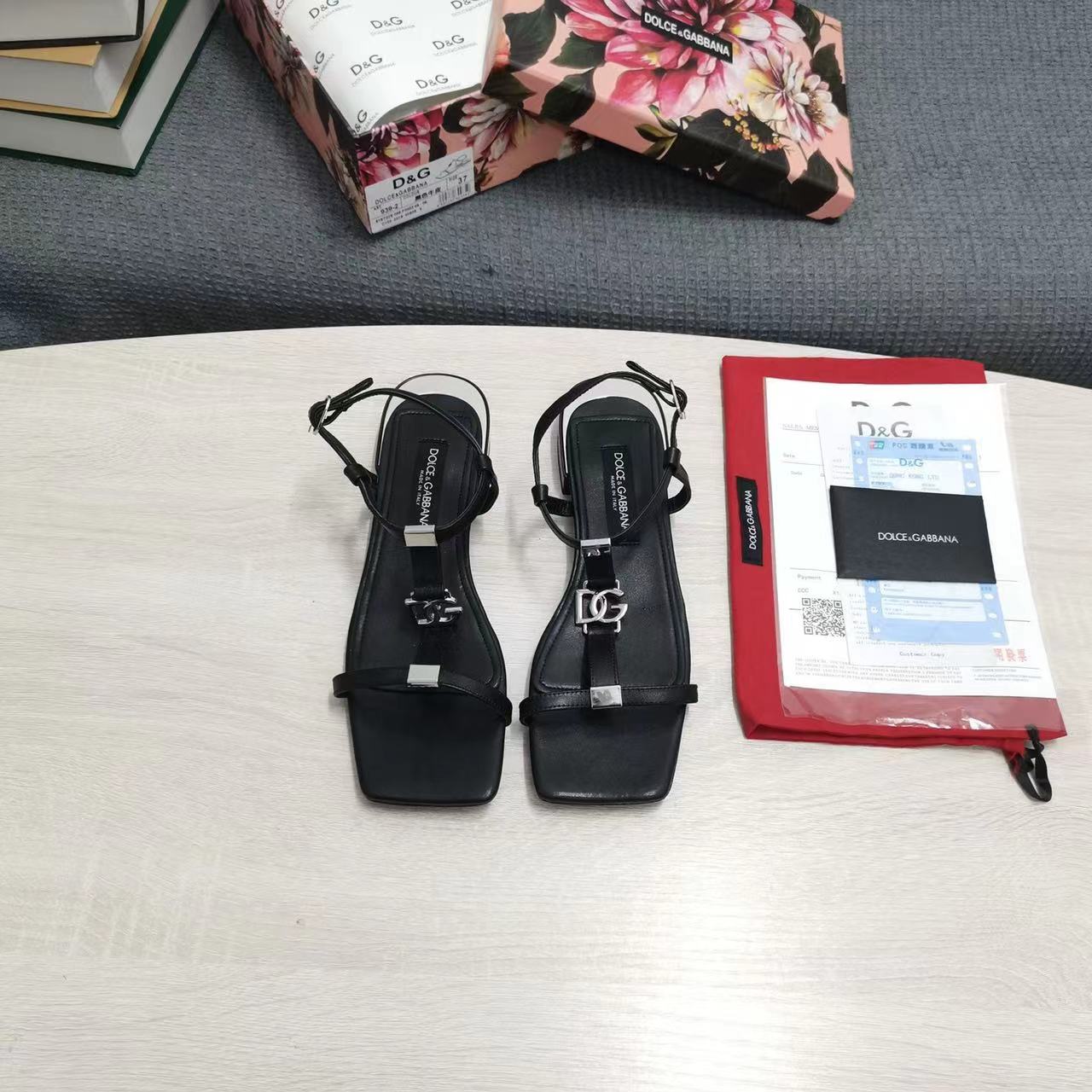 Dolce & Gabbana Leather Square Toe Sandals With Silver Logo - DopestKickz