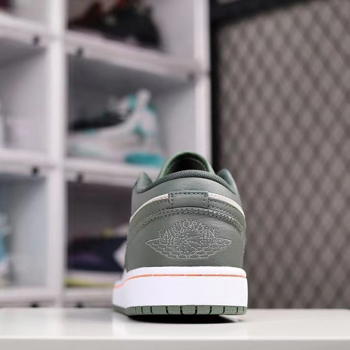 Air Jordan 1 Low Sneaker   553558-121 - DopestKickz