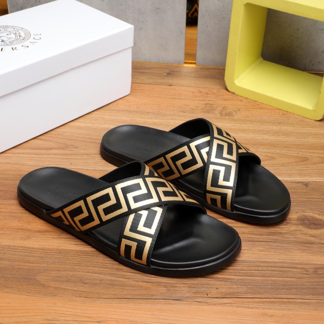 Versace Logo-print Open-toe Slides - DopestKickz