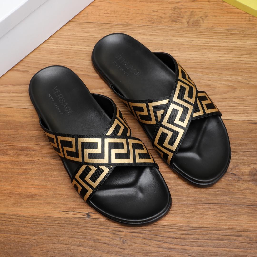 Versace Logo-print Open-toe Slides - DopestKickz