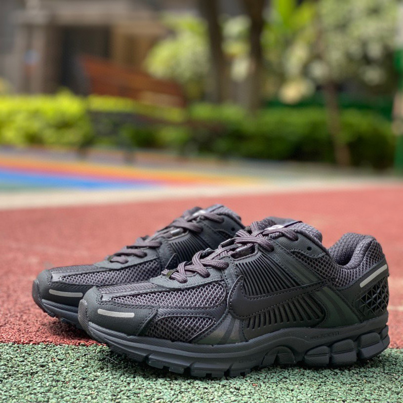 Nike Air Zoom Vomero Sneaker      bv1358-002 - DopestKickz