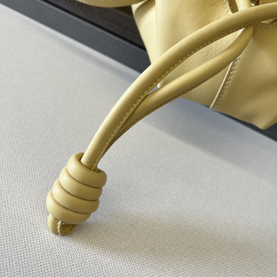 Loewe Paseo Bag In Shiny Nappa Calfskin - DopestKickz