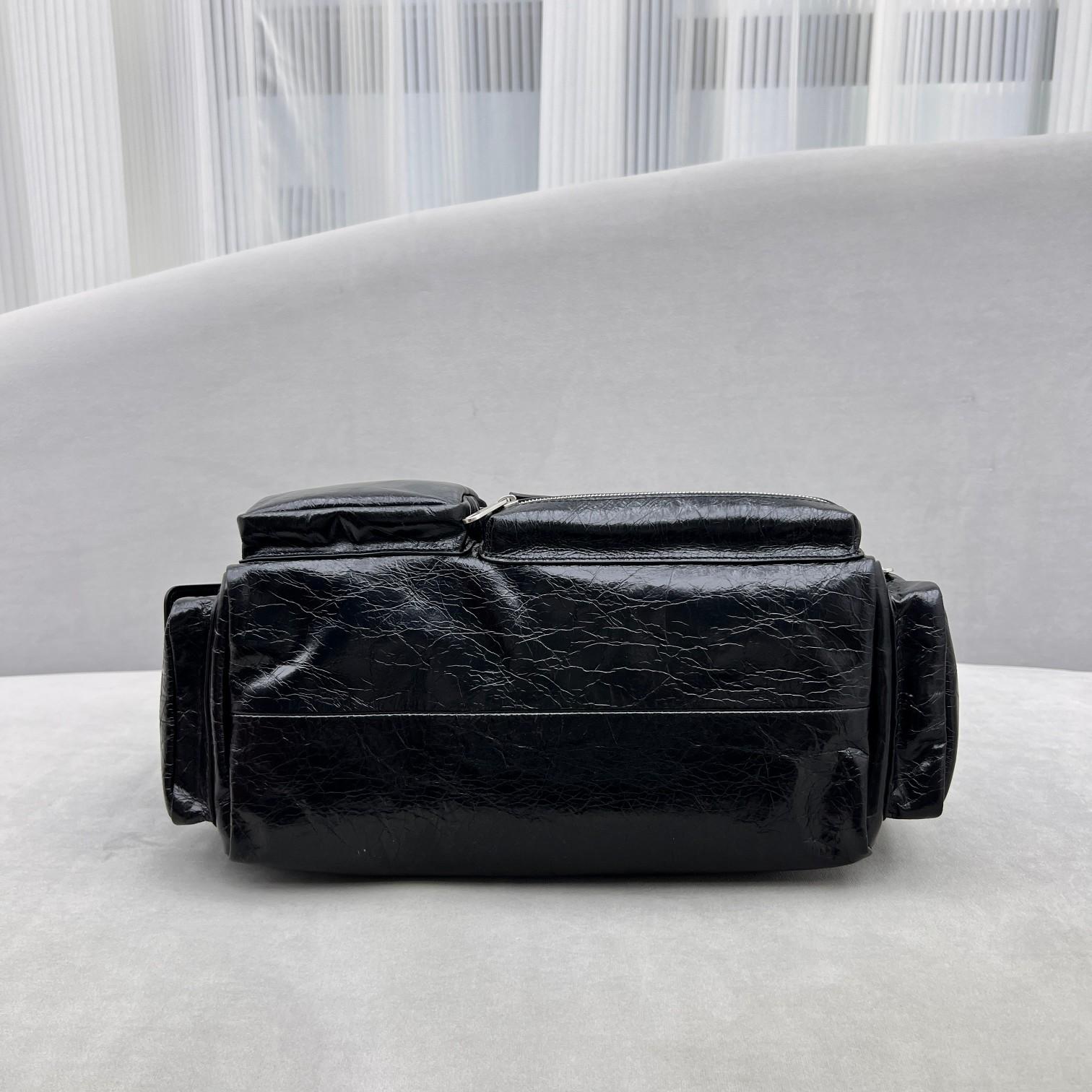 Balenciaga Superbusy Small Sling Pocket Bag (30x14x12cm) - DopestKickz