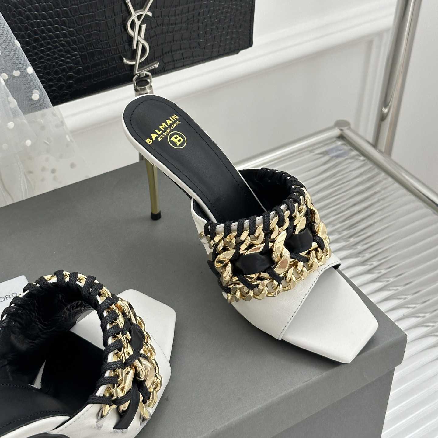 Balmain Chain-link Detail 110mm Pumps - DopestKickz