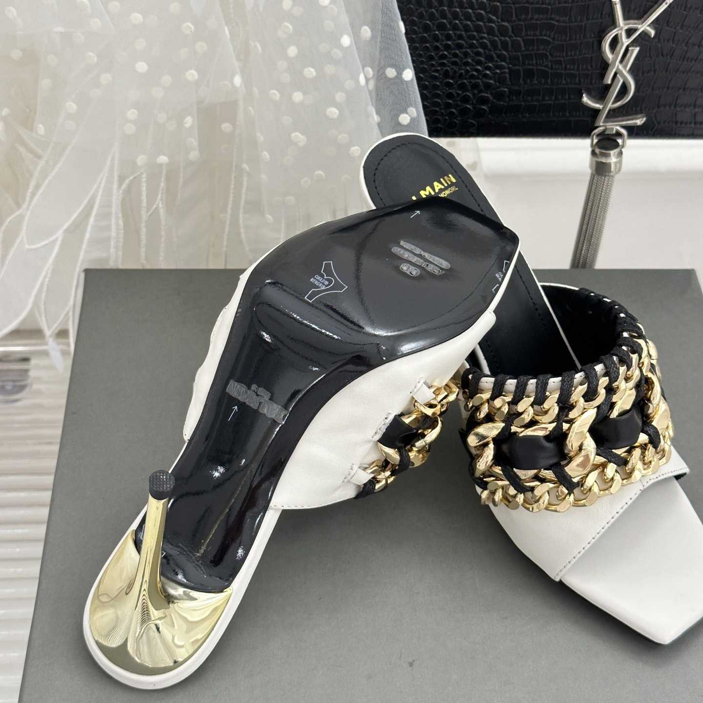 Balmain Chain-link Detail 110mm Pumps - DopestKickz