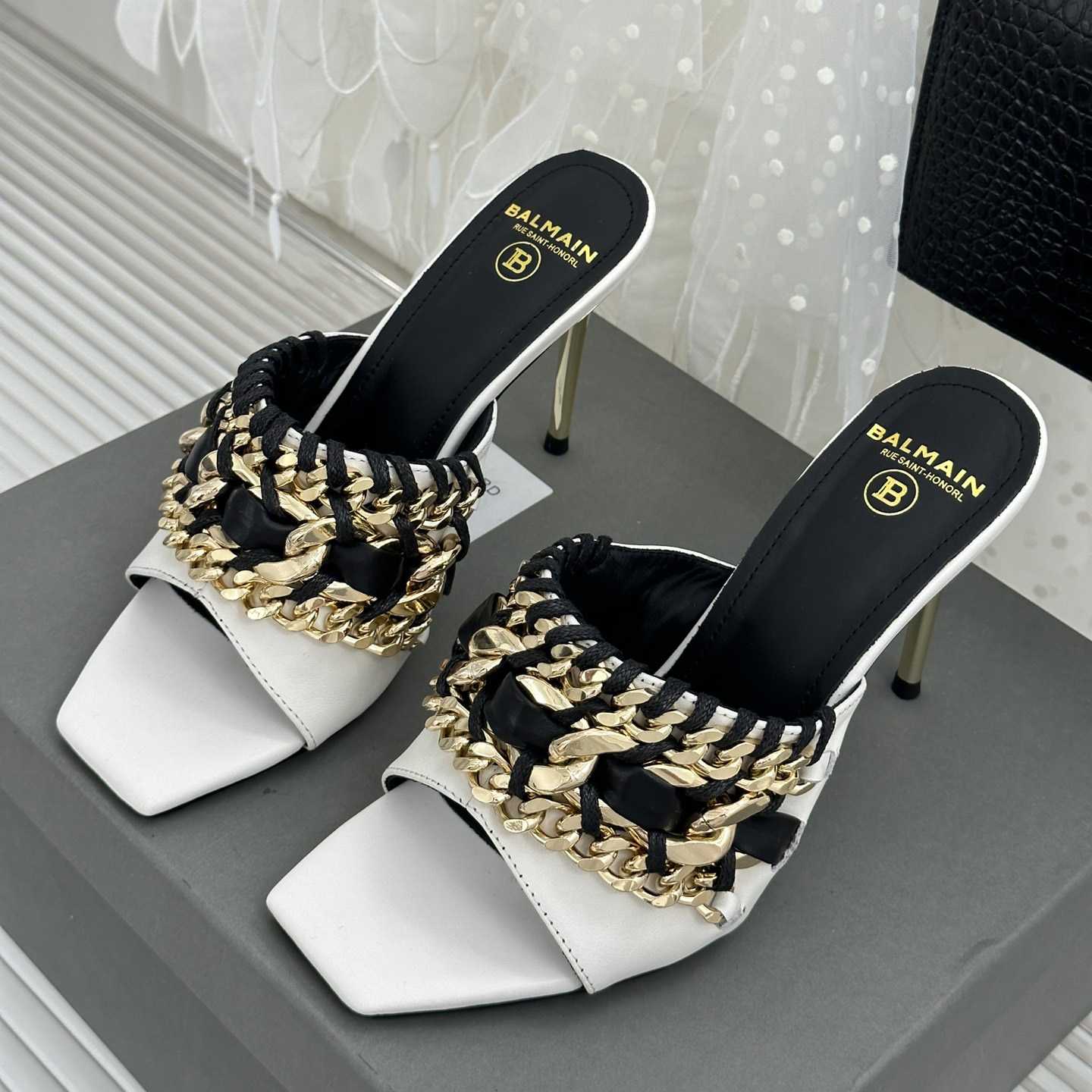 Balmain Chain-link Detail 110mm Pumps - DopestKickz