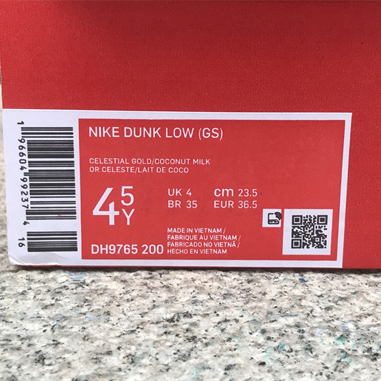 Nike SB Dunk Low Sneakers          DH9765-200 - DopestKickz