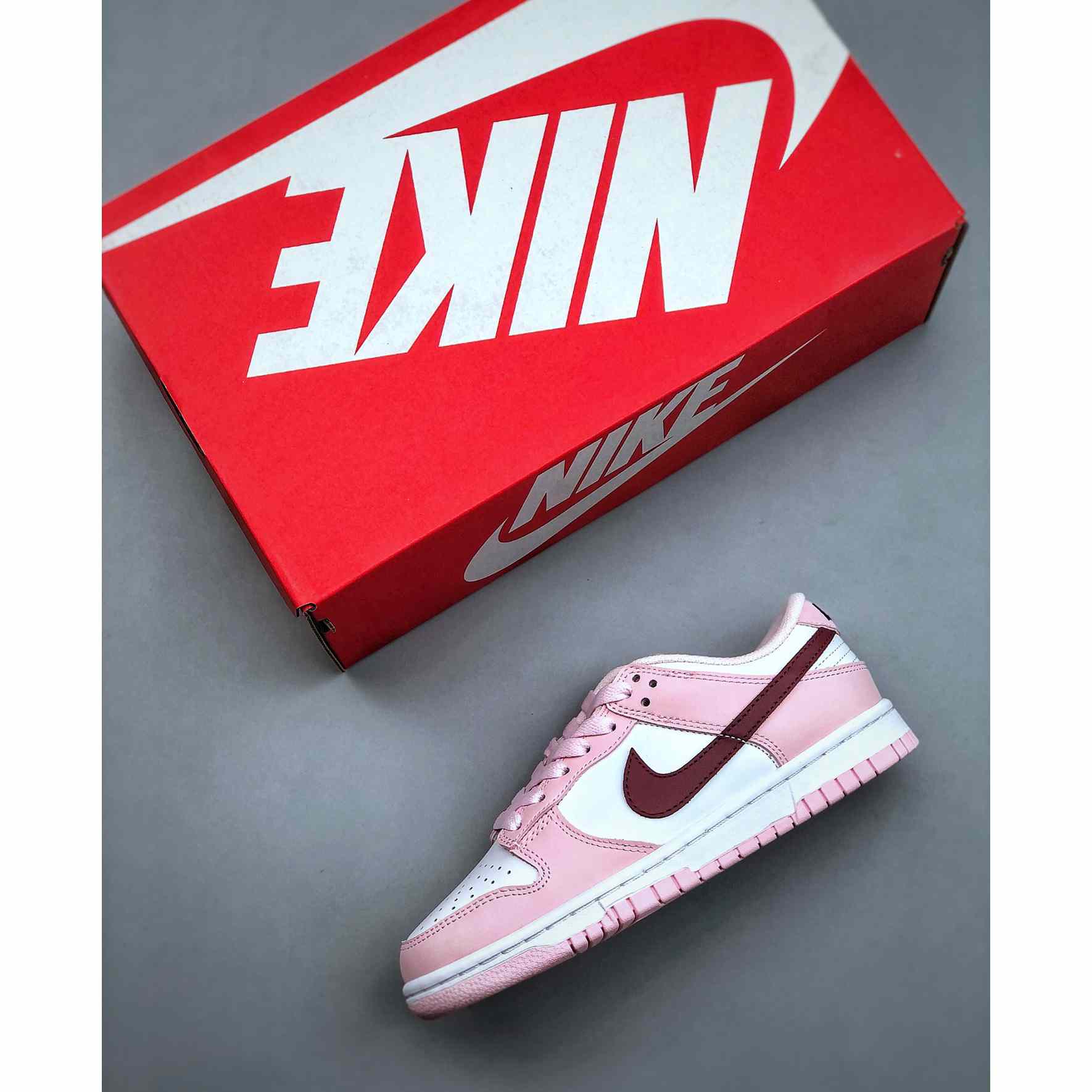 Nike Nk Dunk SB Low Sneakers       CW1590-601 - DopestKickz