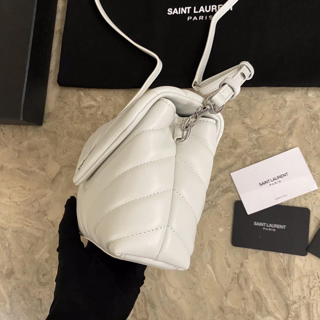 Saint Laurent Loulou Shoulder Bag (20x7x15cm) - DopestKickz