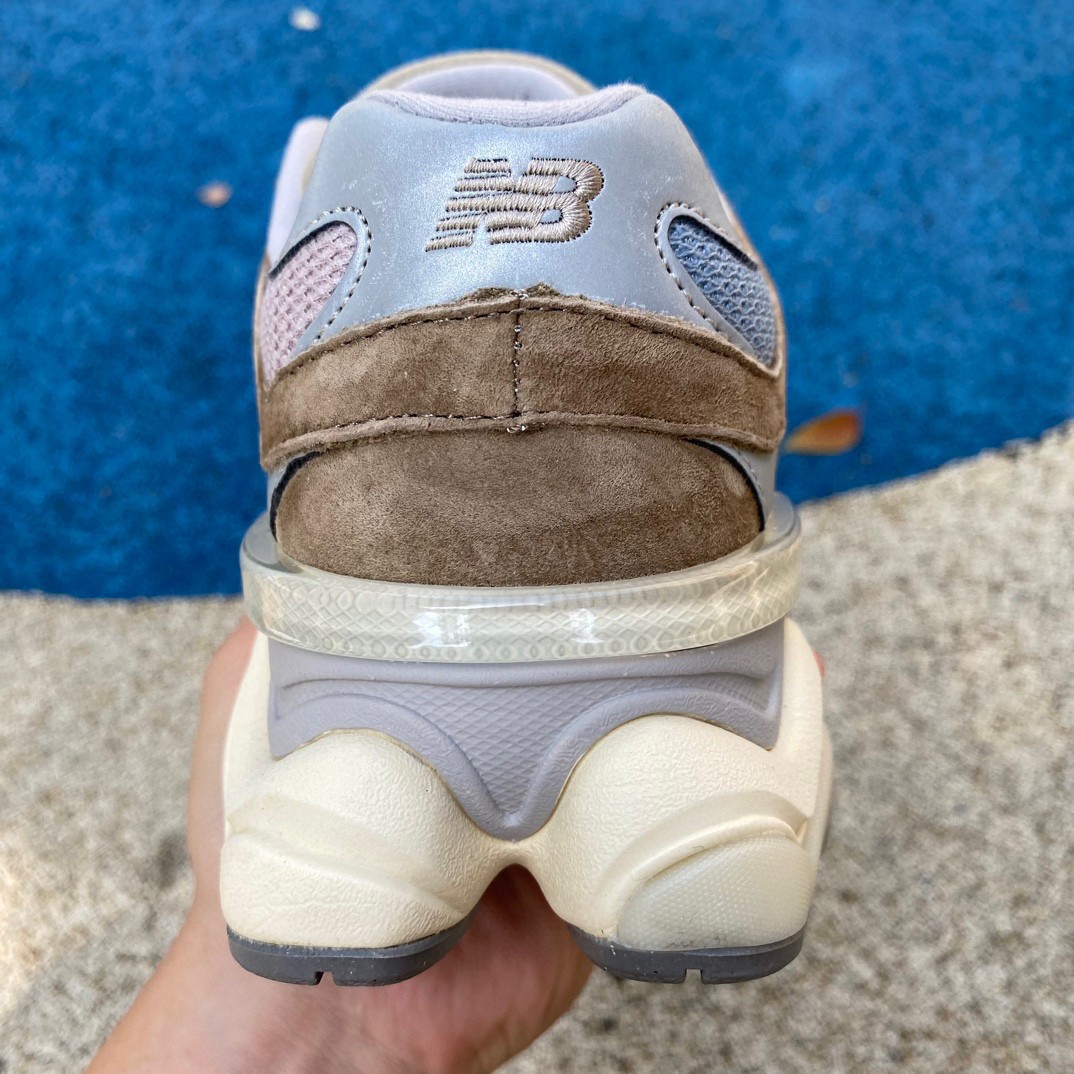 New Balance 9060 Sneakers        U9060MUS - DopestKickz