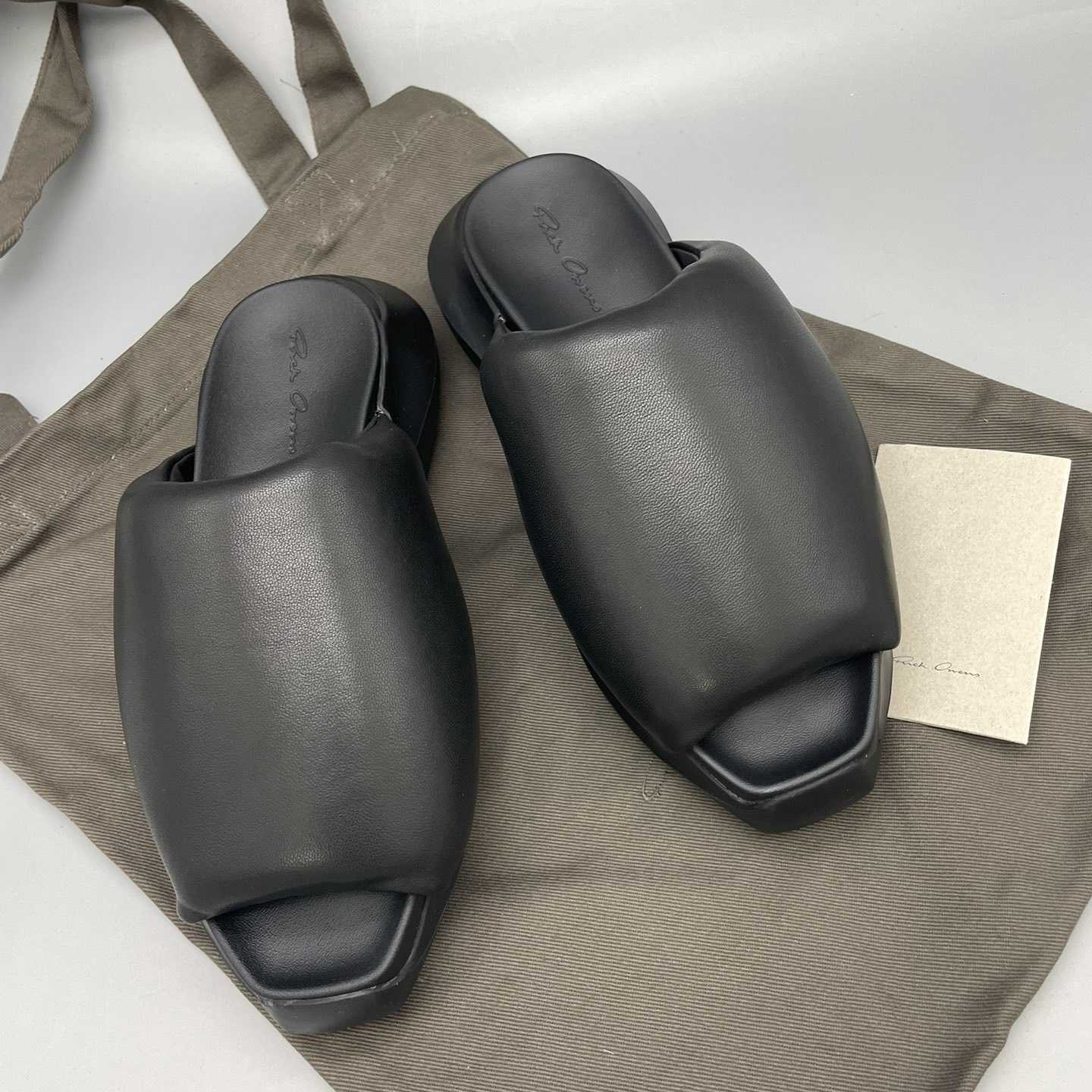 Rick Owens SS23 Edfu Geth Puffer Slide In Black - DopestKickz