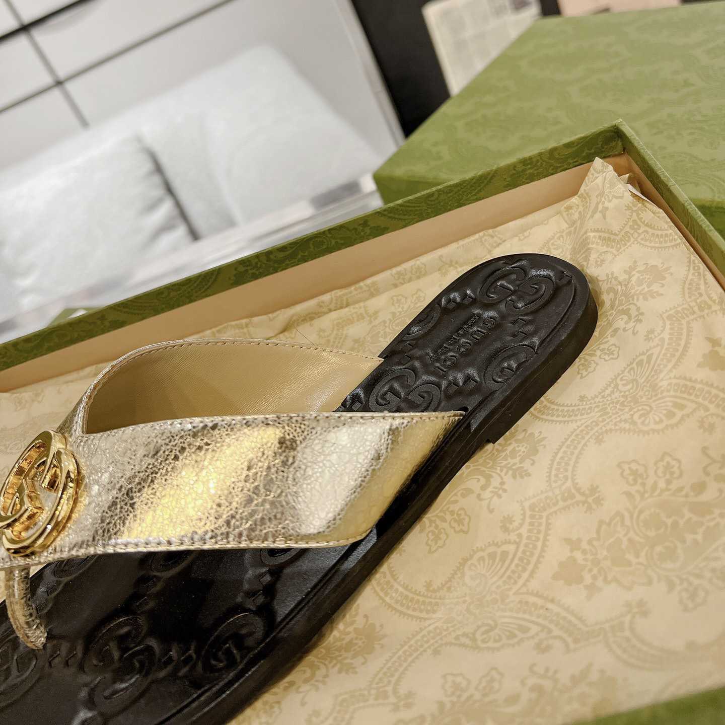 Gucci Double G Thong Sandals - DopestKickz