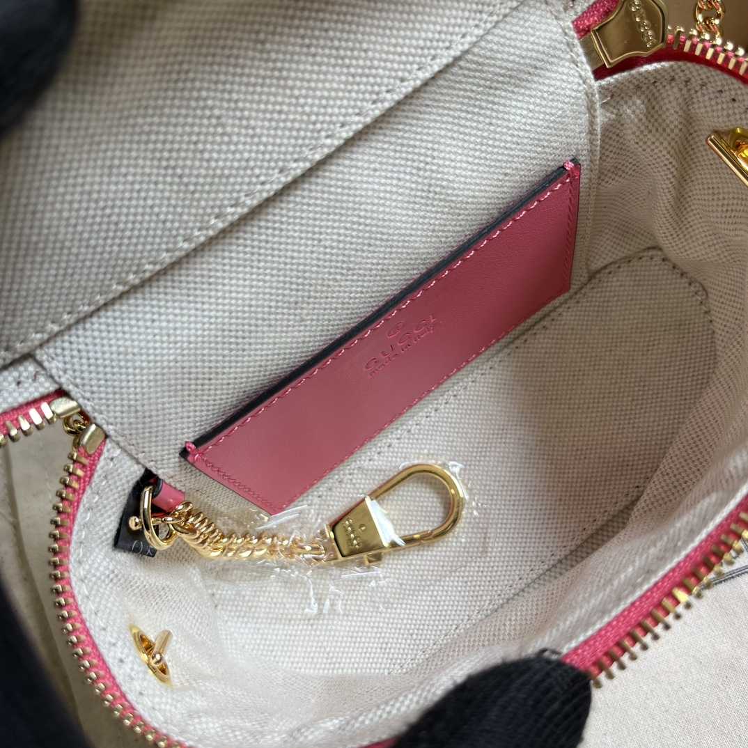 Gucci GG Matelassé Top Handle Mini Bag(16-10.5-5cm) - DopestKickz