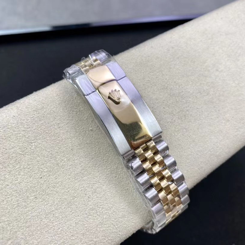 Rolex Sky DwellerWatch - DopestKickz