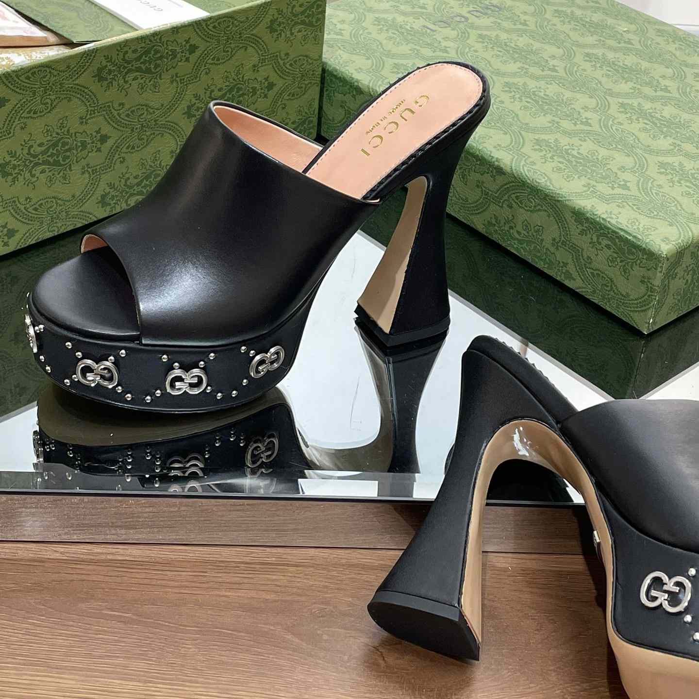 Gucci Women's Platform Slide Sandal - DopestKickz