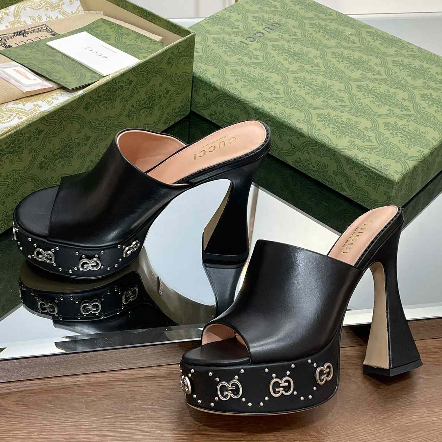 Gucci Women's Platform Slide Sandal - DopestKickz