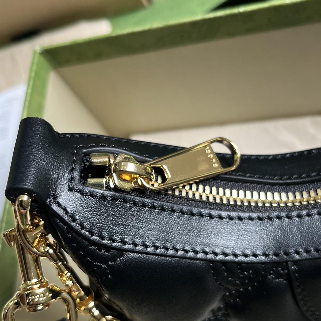 Gucci GG Matelasse Mini Bag(21x 14x 6cm) - DopestKickz