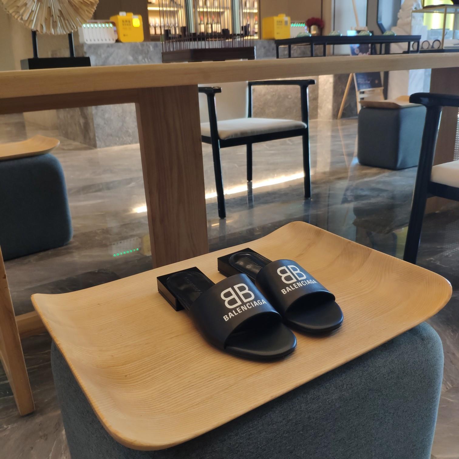 Balenciaga Box Mule Leather Sandals - DopestKickz