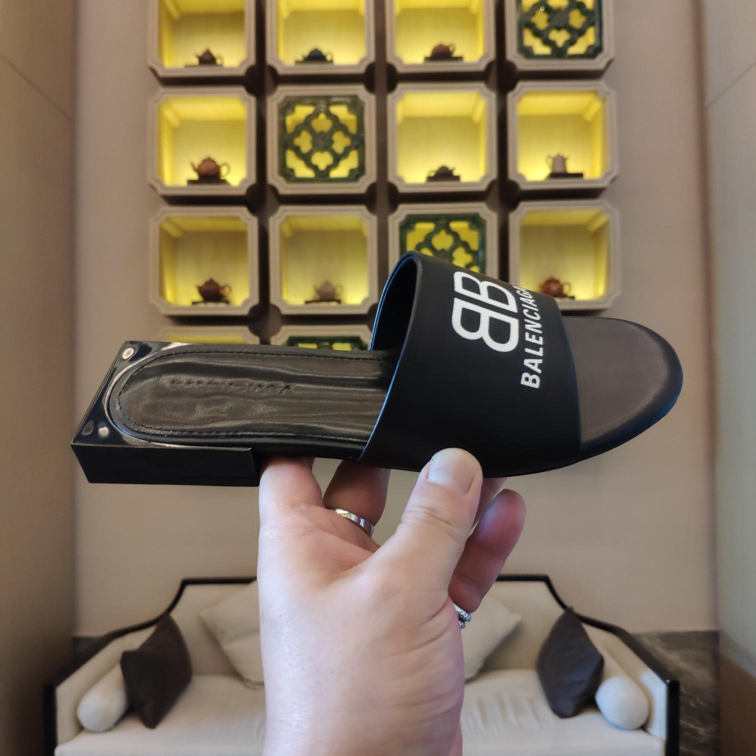 Balenciaga Box Mule Leather Sandals - DopestKickz