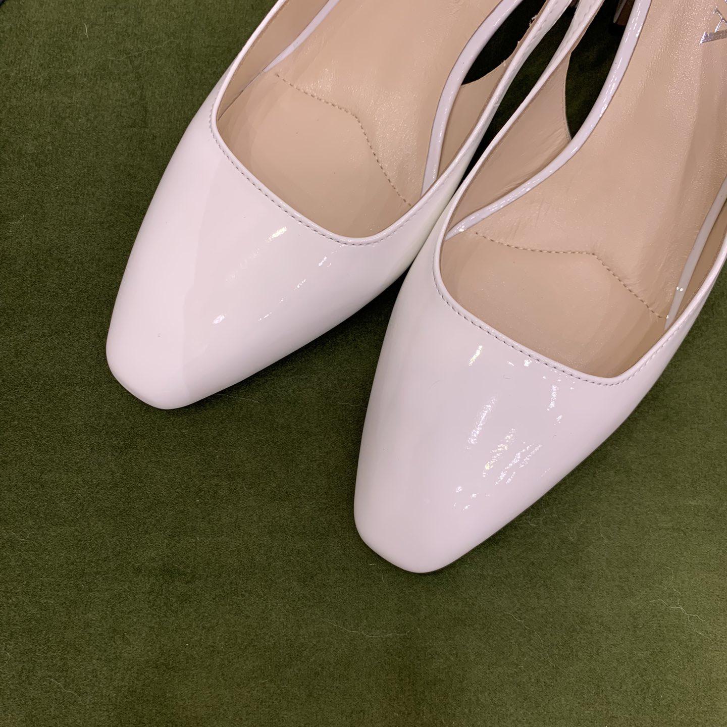 Prada Patent-leather Slingback Pumps - DopestKickz