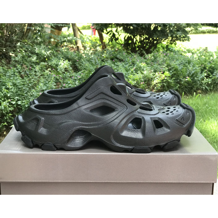 Balenciaga HD Mule In Black  - DopestKickz