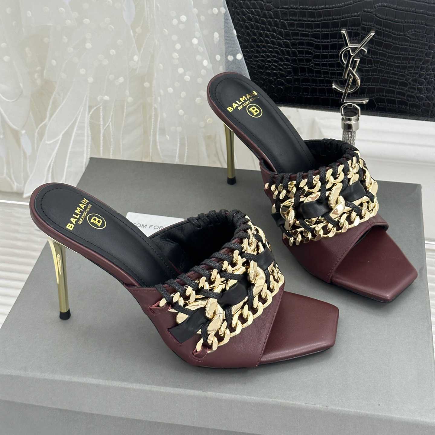 Balmain Chain-link Detail 110mm Pumps - DopestKickz