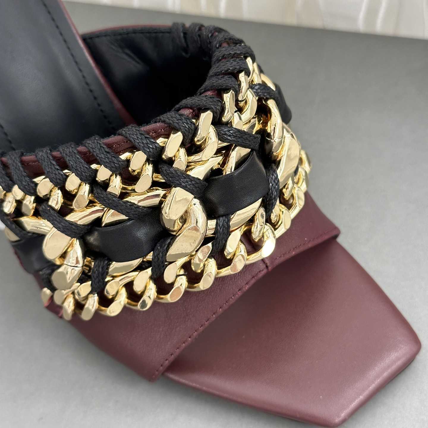 Balmain Chain-link Detail 110mm Pumps - DopestKickz