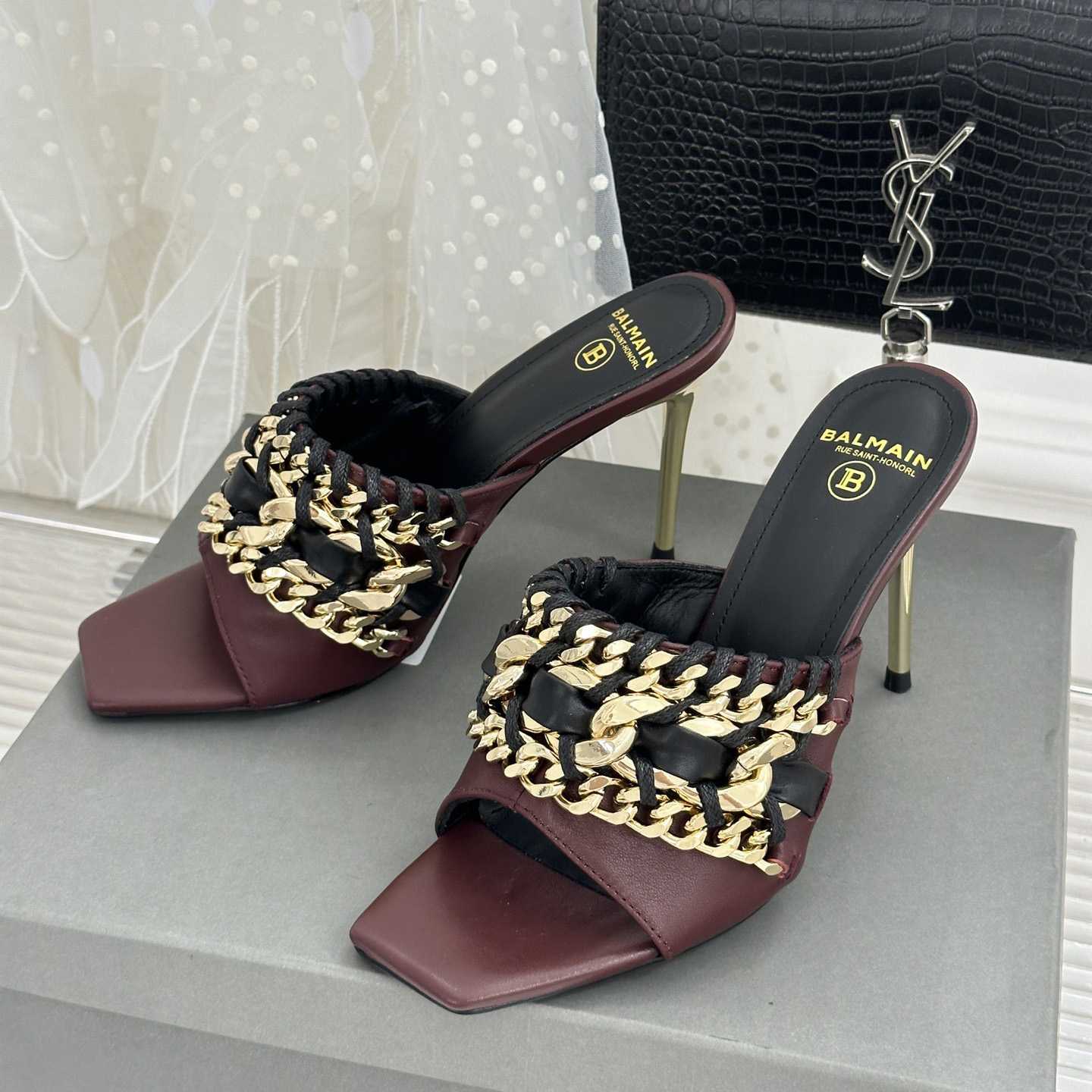 Balmain Chain-link Detail 110mm Pumps - DopestKickz