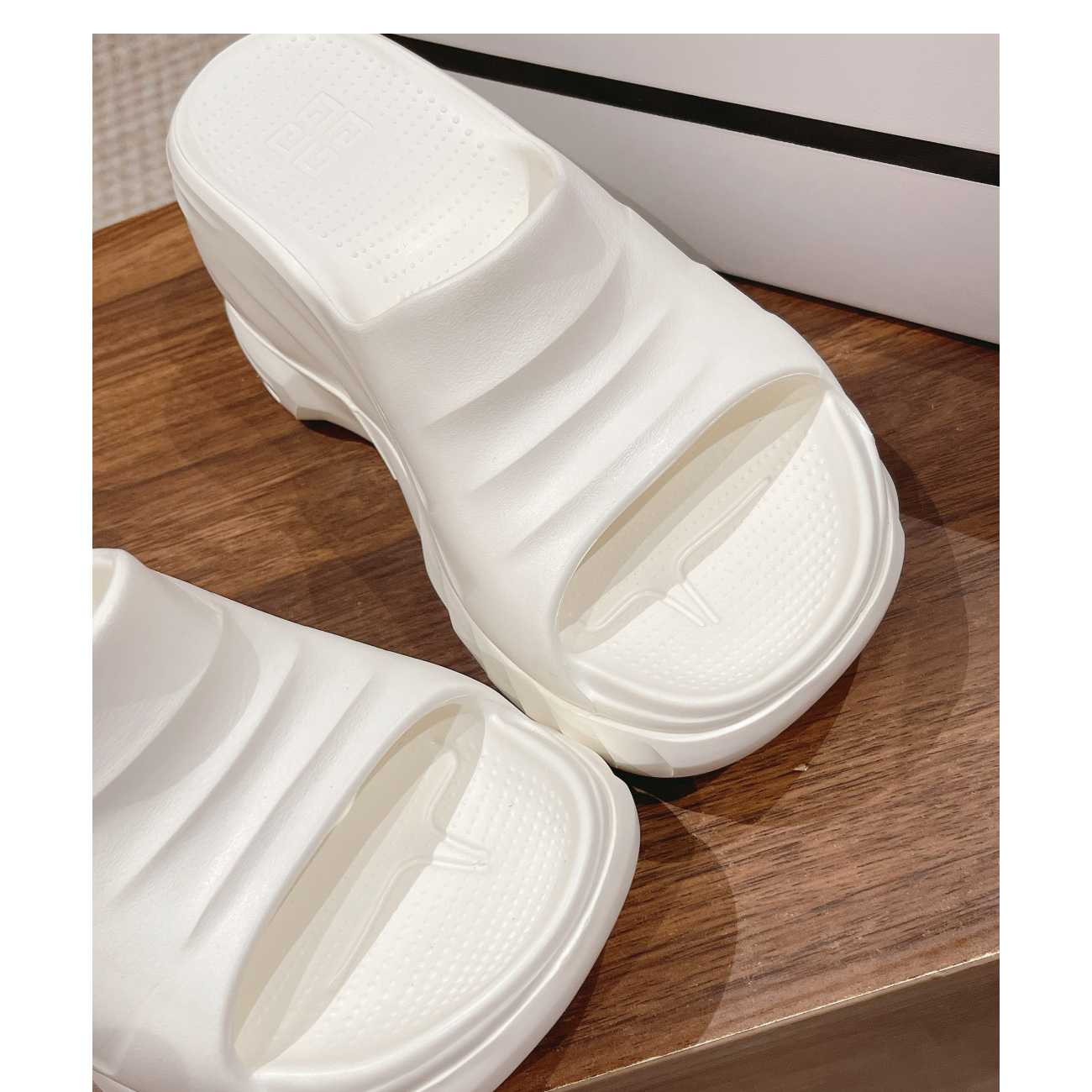 Givenchy Marshmallow Wedge sandals In Rubber - DopestKickz